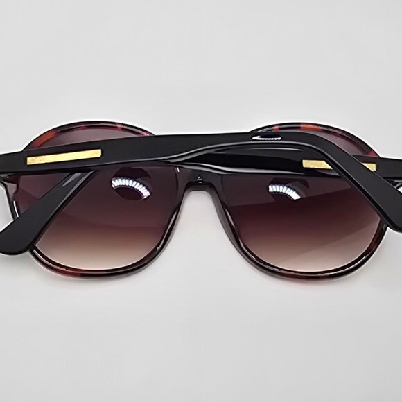 Vince Camuto VC602 Tortoise Frame Brown Gradient Lens Oversized Sunglasses 57mm - Picture 10 of 13